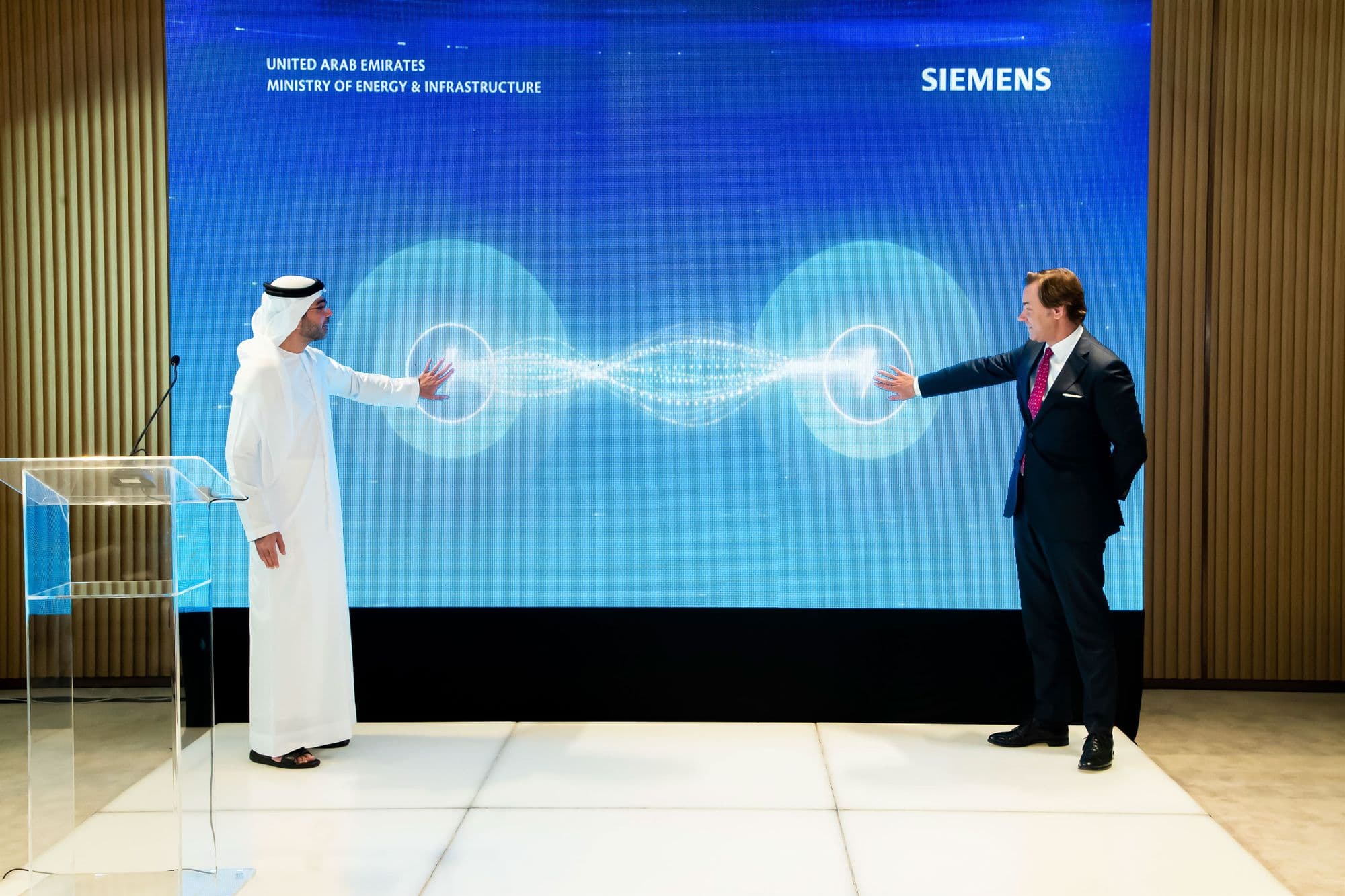 Siemens to Boost UAE Nationwide Network of EV Chargers