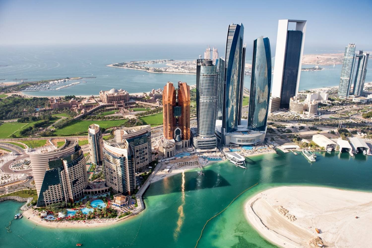 Abu Dhabi Grants 1-Year Lease Exemption for Businesses